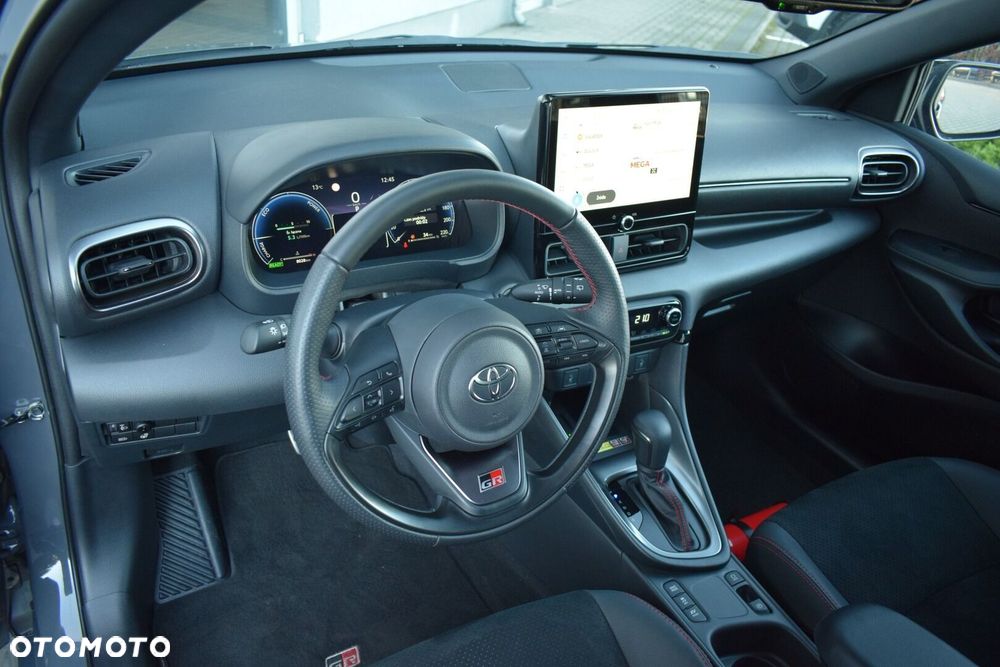 Toyota Yaris - 8
