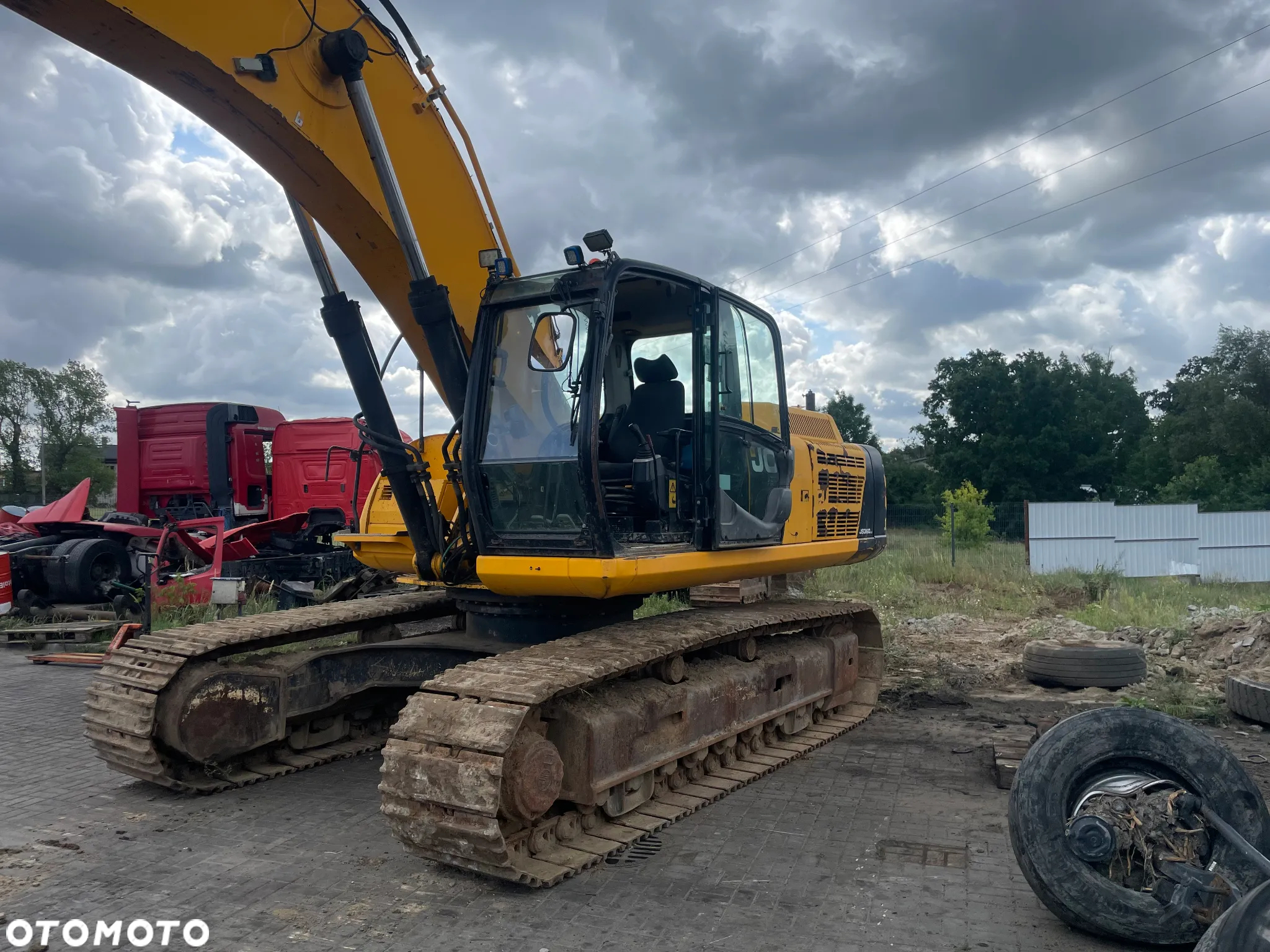 JCB JS360LCT4 - 2