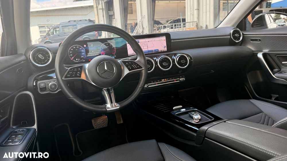 Mercedes-Benz A 180 - 9