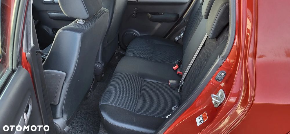 Suzuki Swift 1.3 Club dance - 14