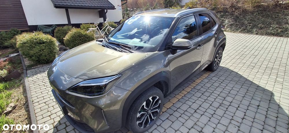 Toyota Yaris Cross Hybrid 1.5 Comfort 4x4 - 6