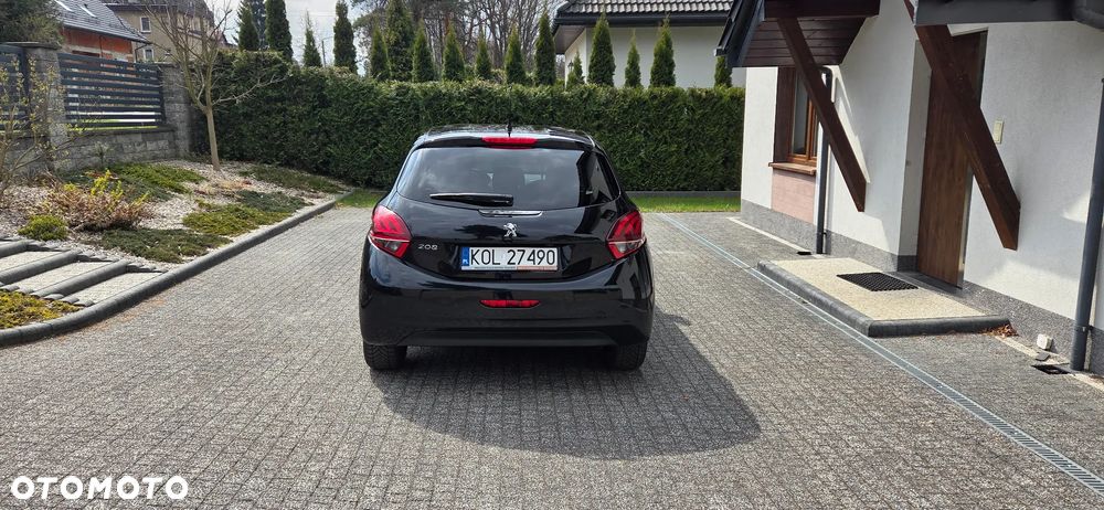Peugeot 208 - 6