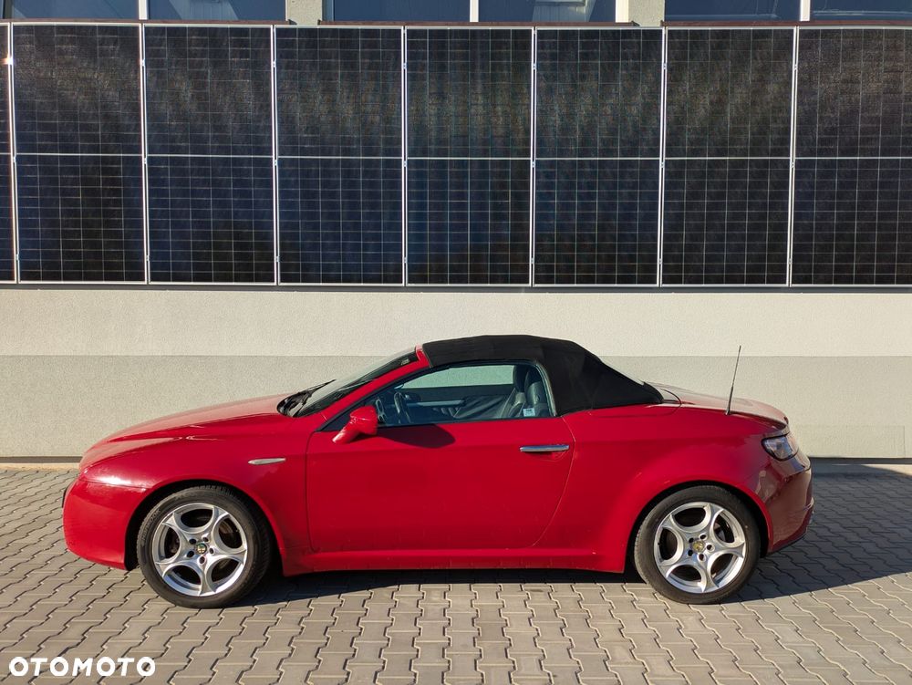 Alfa Romeo Spider 2.2 JTS 16V - 8