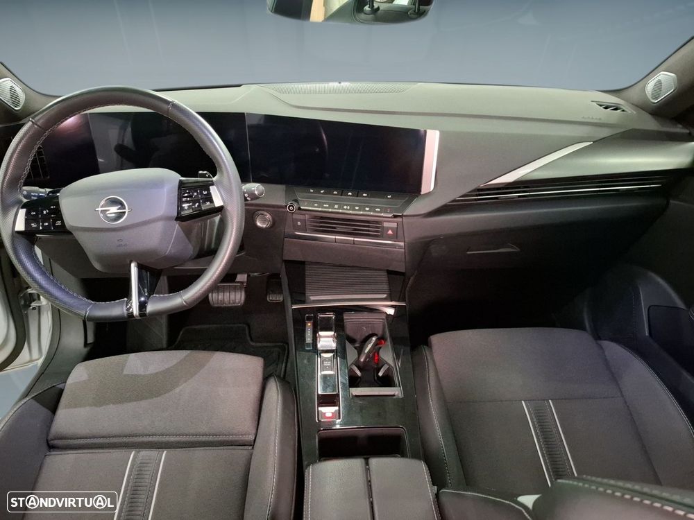 Opel Astra 1.2 T GS Aut. - 11