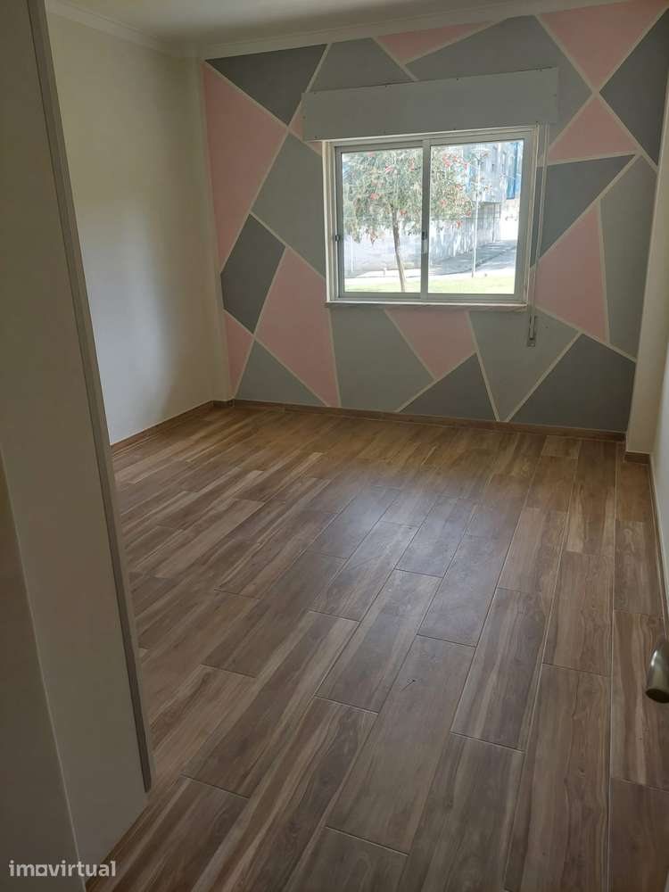 Apartamento T2 com 2 casas de banho para arrendamento. - Grande imagem: 4/18