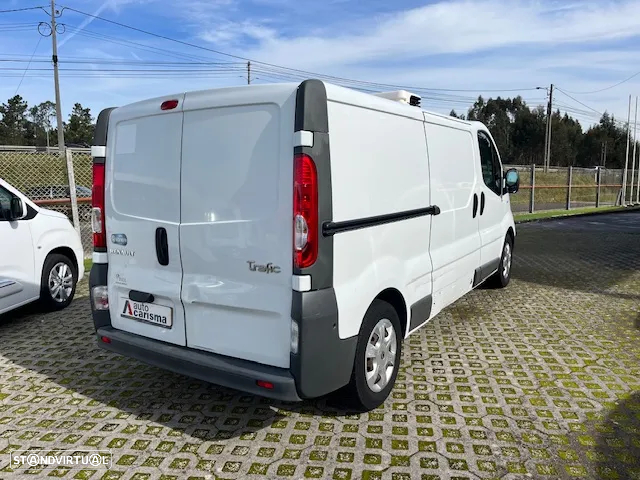 Renault TRAFIC LONGA 2.0 COM FRIO CONGELAÇÃO - 7