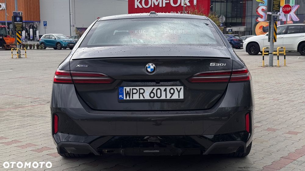 BMW Seria 5 530i xDrive - 5