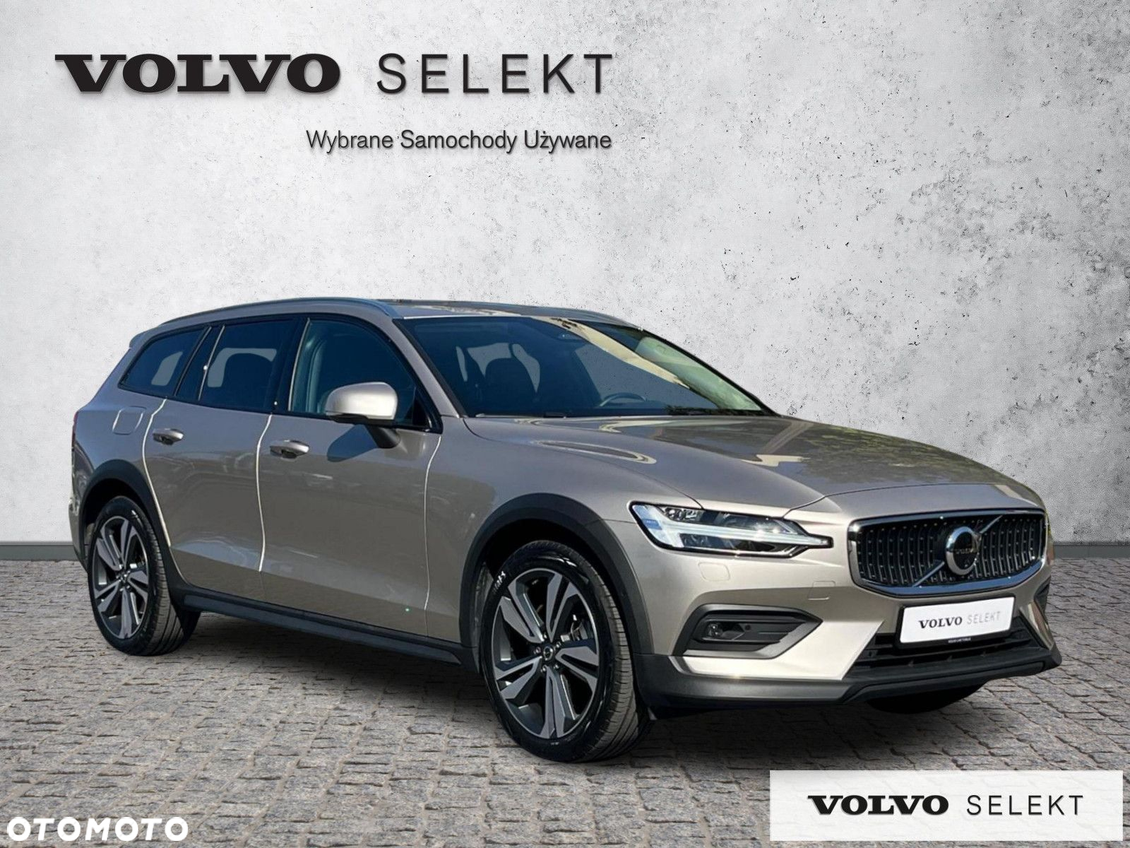 Volvo V60 Cross Country - 8