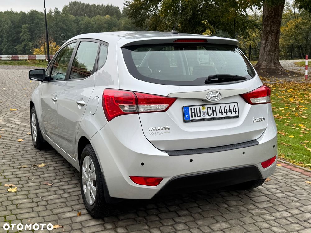 Hyundai ix20 - 38