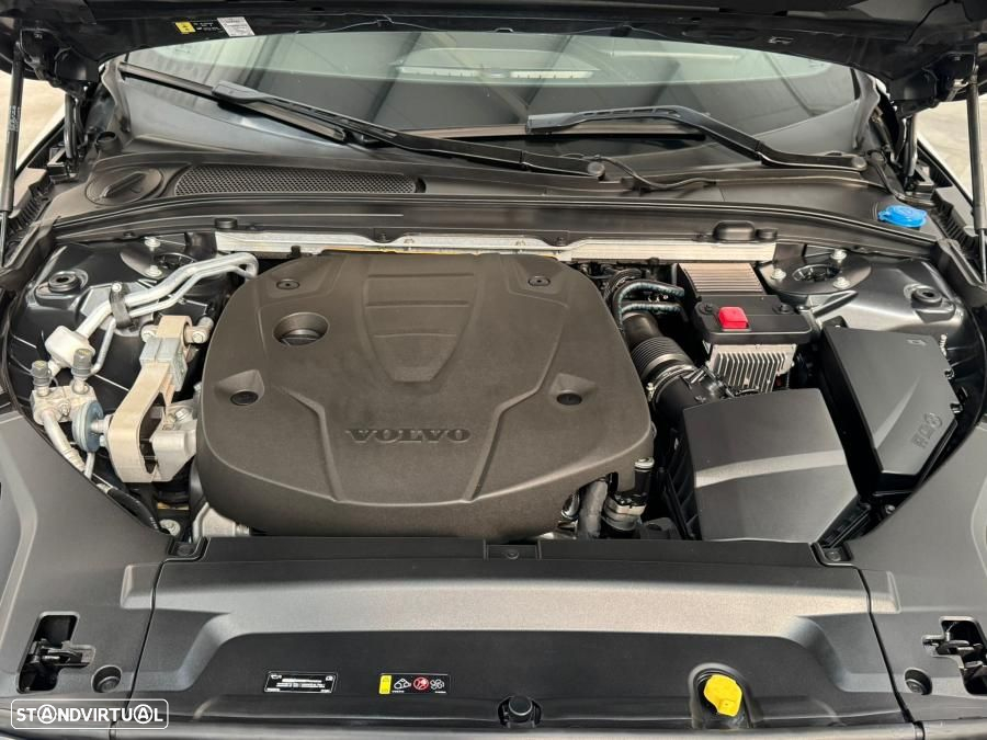 Volvo V90 2.0 D4 R-Design Geartronic - 44