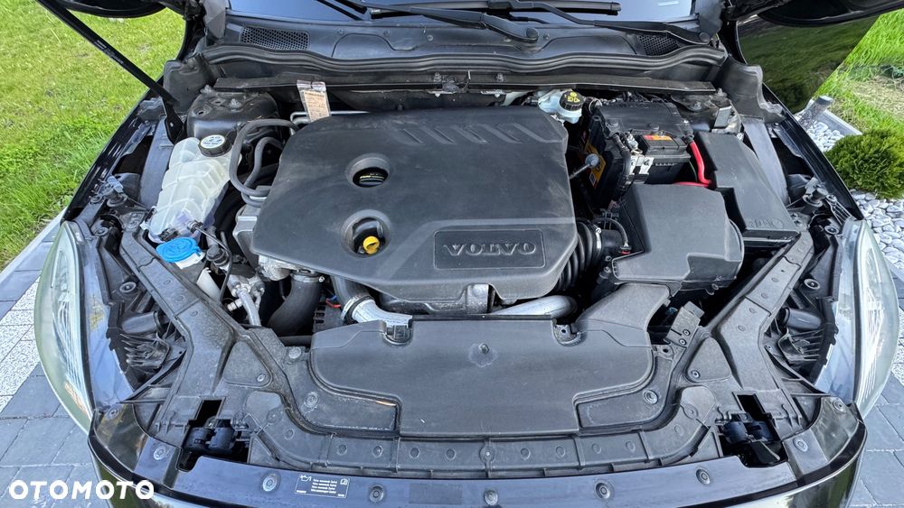 Volvo V40 D2 Kinetic - 8