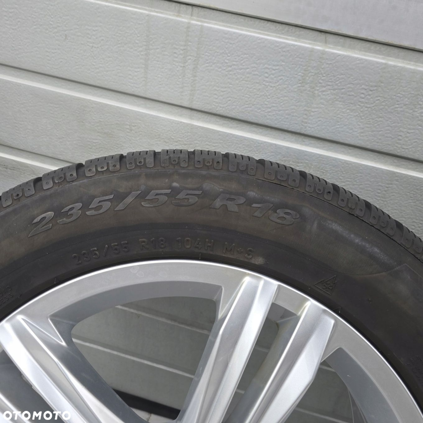 VW TIGUAN II 5NA 5X112 235/55R18 104H 18 ET43 23R 4X - 12