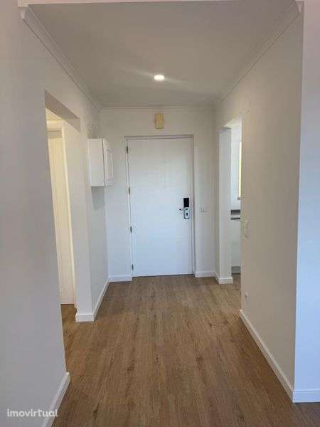 T1 em condominio privado -piscina - Grande imagem: 2/11