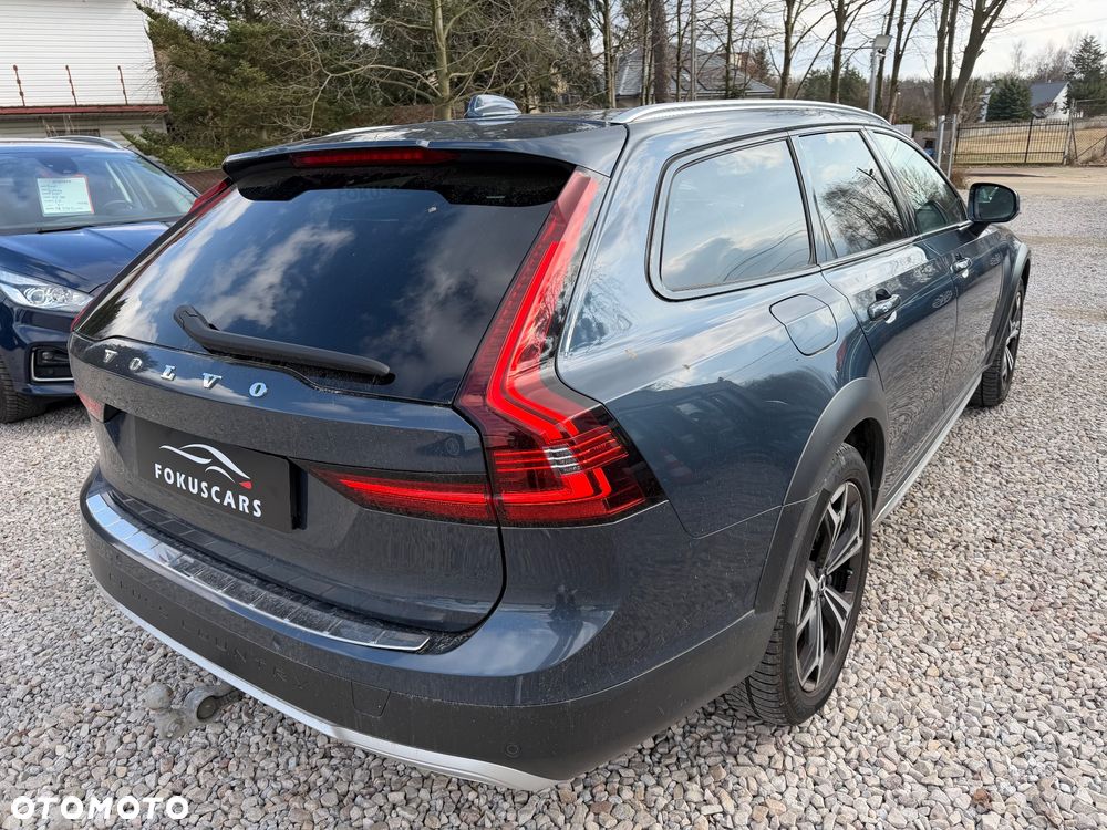 Volvo V90 Cross Country D5 AWD Pro - 12