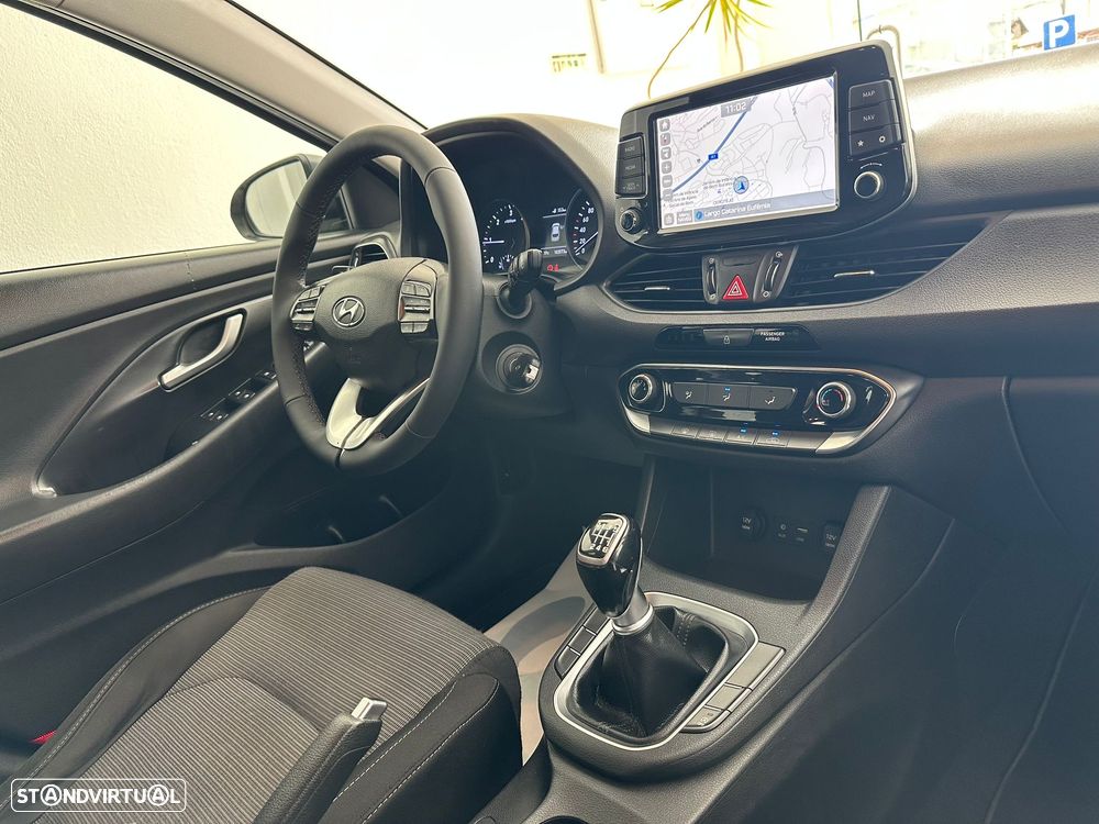 Hyundai i30 CW - 26