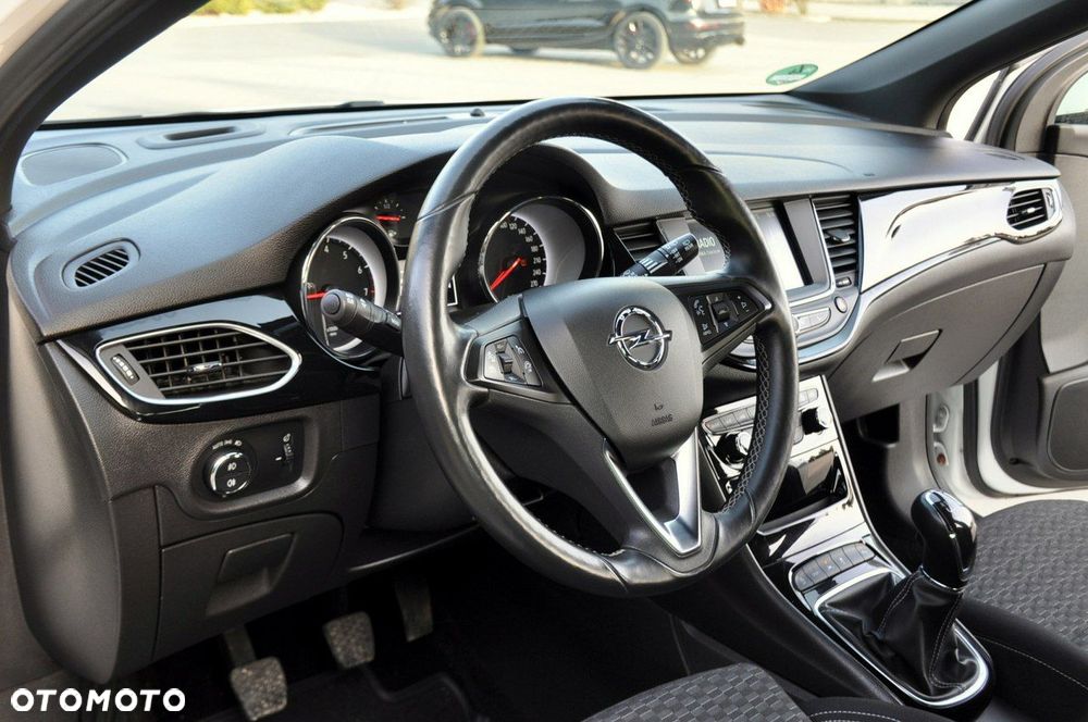 Opel Astra - 22