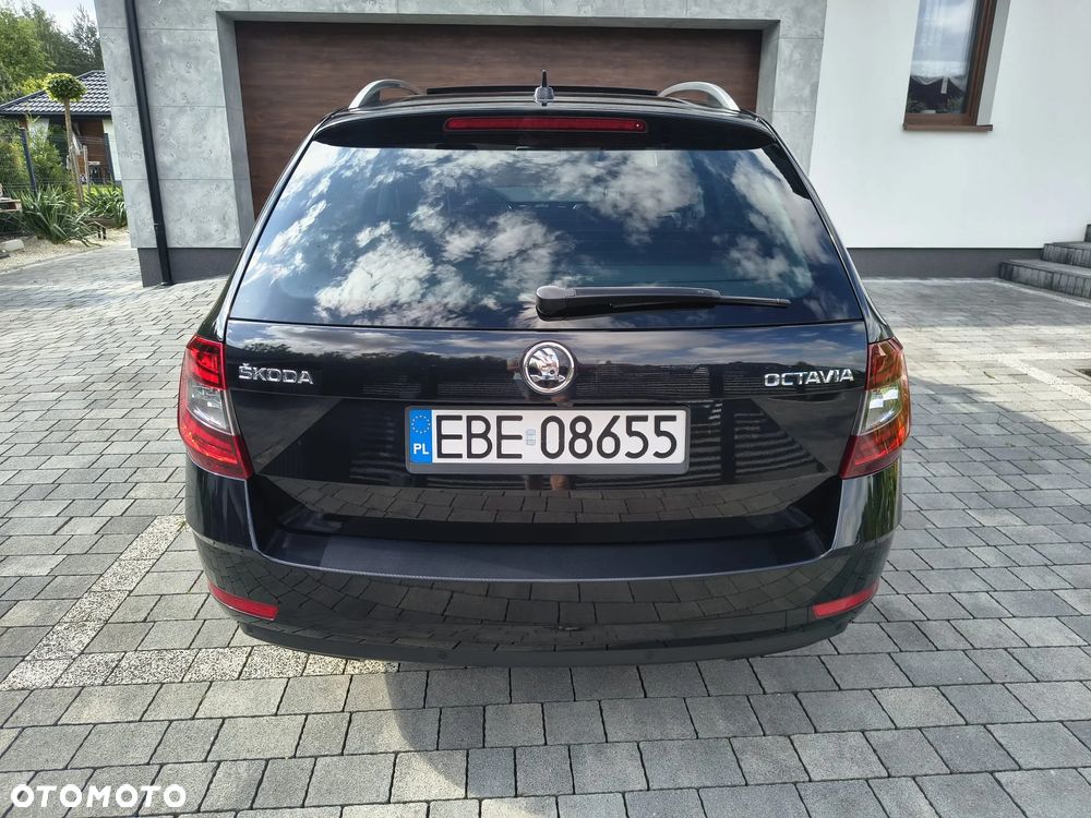 Skoda Octavia 1.6 TDI Style DSG - 4