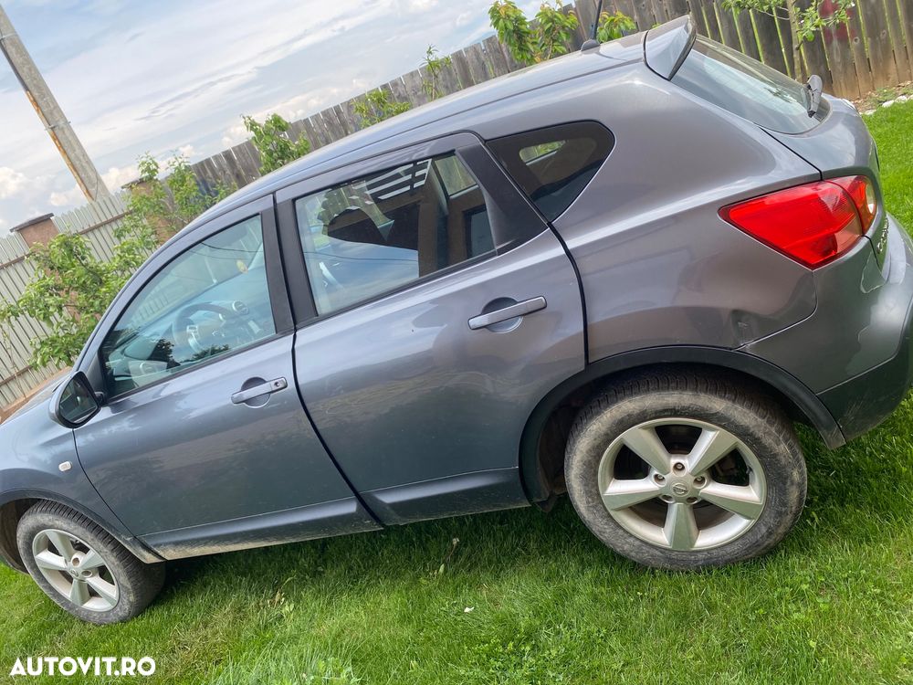 Nissan Qashqai - 2