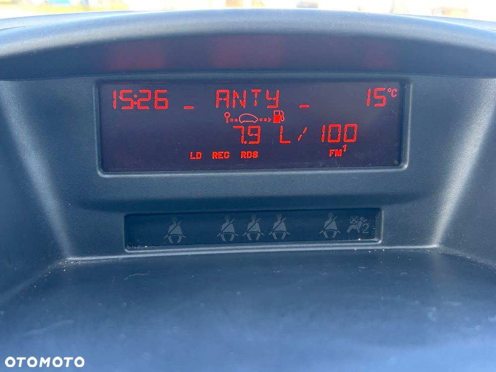 Peugeot 207 1.6 VTi Outdoor - 11