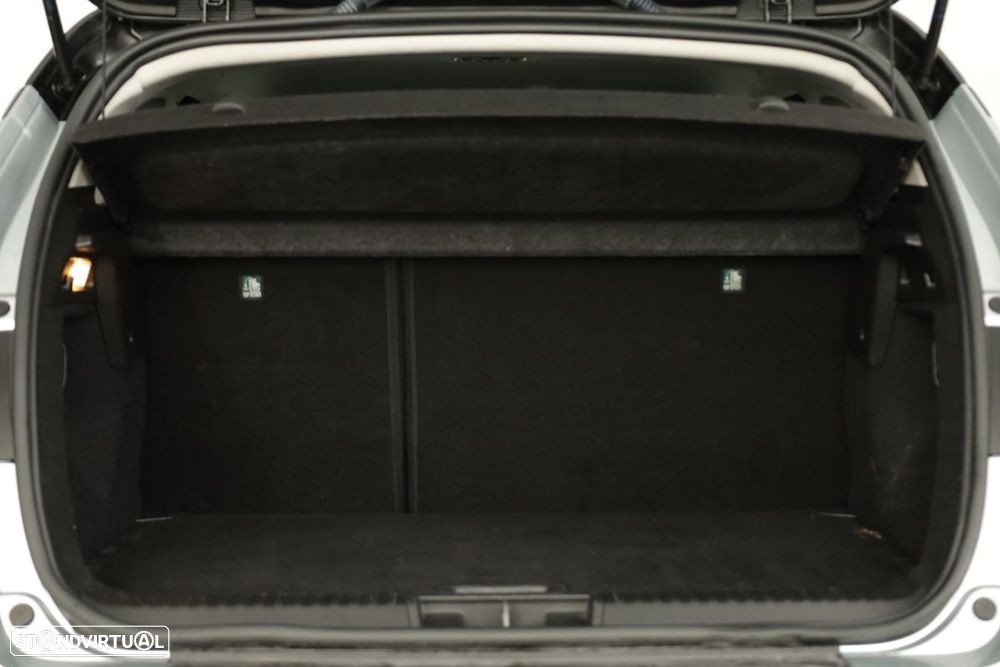 Renault Captur 1.0 TCe Techno Bi-Fuel - 26