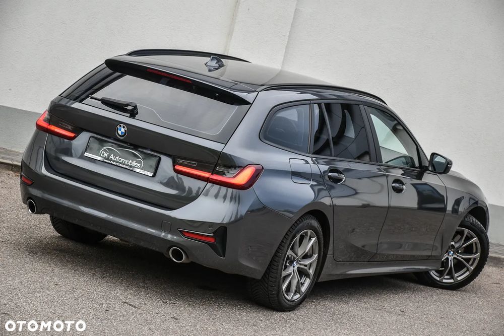 BMW Seria 3 320d Sport Line Shadow sport - 8