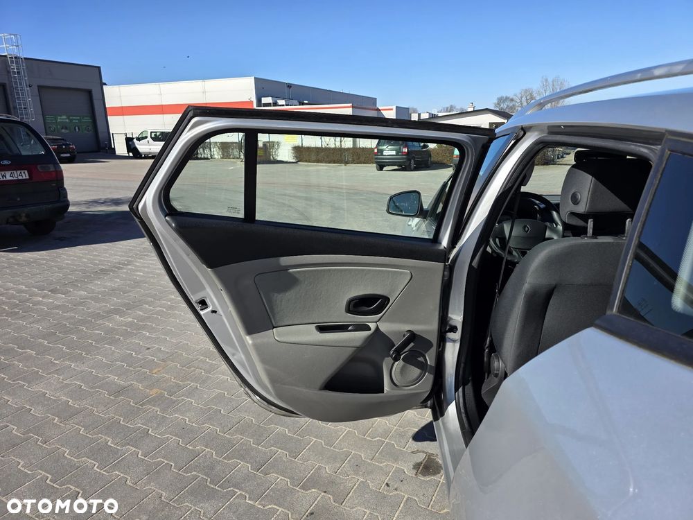 Renault Megane 1.6 16V 100 Authentique - 9