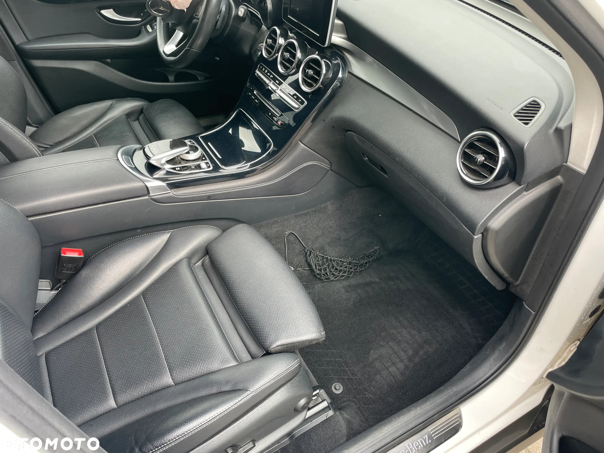 Mercedes-Benz GLC 220 d 4-Matic - 22