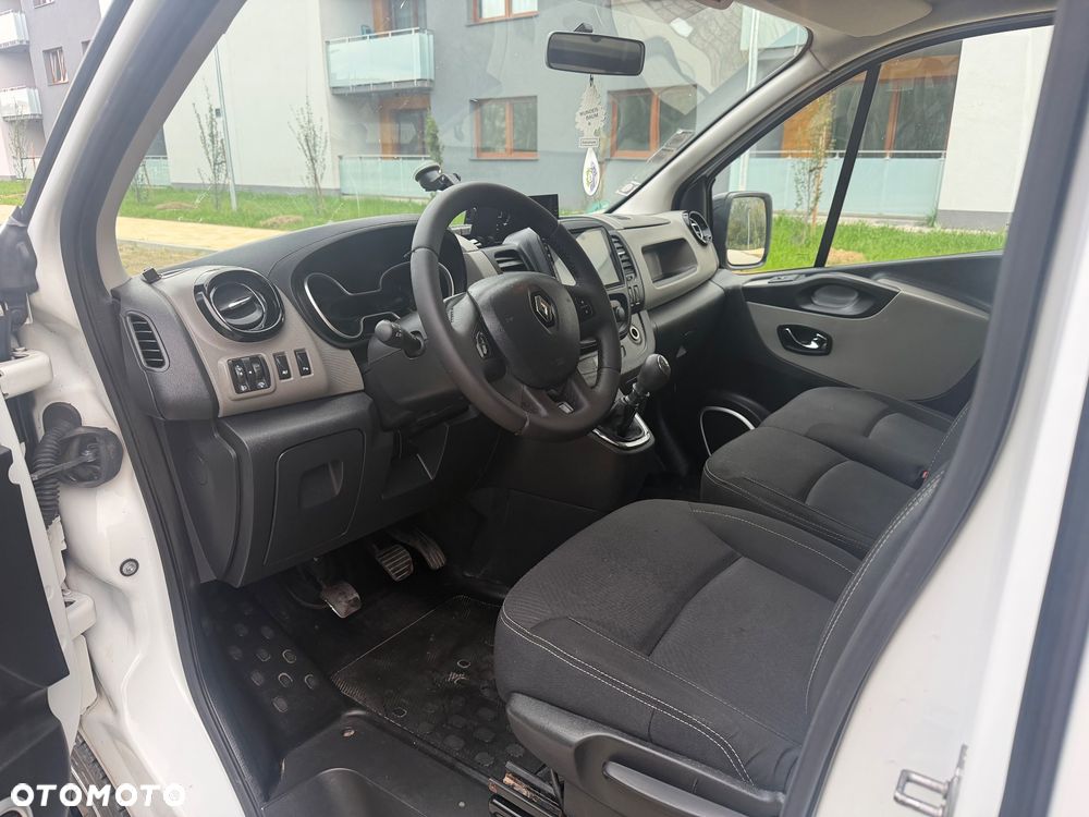 Renault Trafic - 8