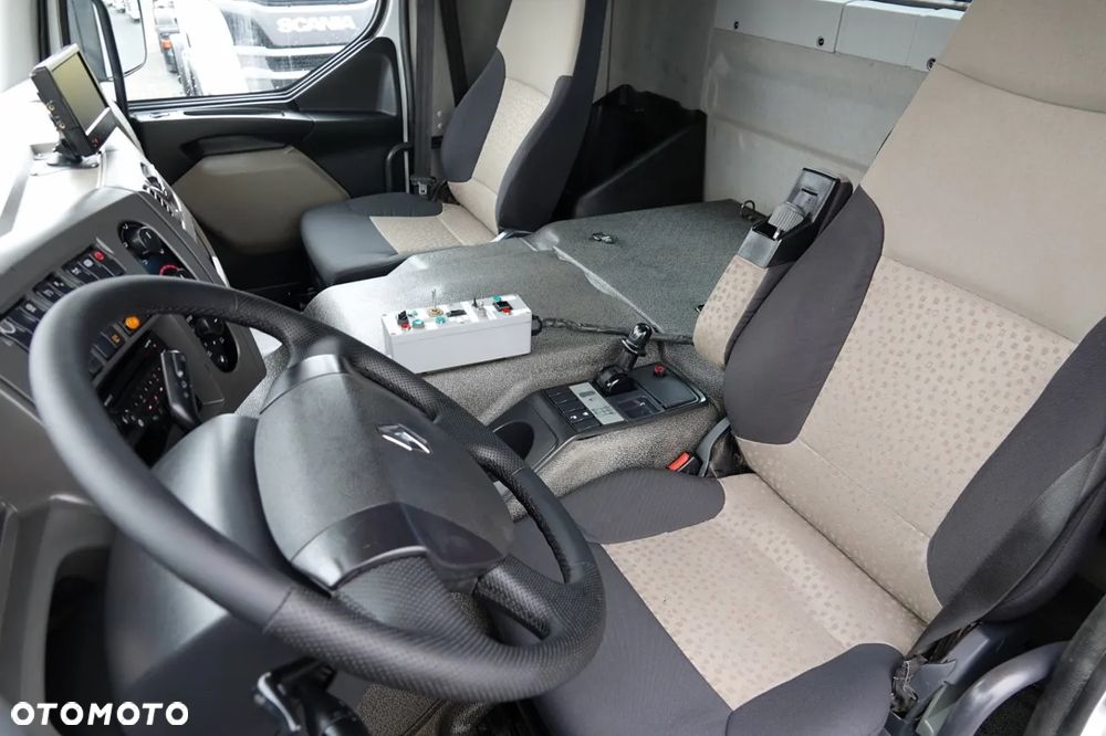 Renault KERAX 430 / 8x4 / WYWROTKA / HYDROBURTA / HYDROKLAPA / BORDMATIC / EURO 5 EEV - 23