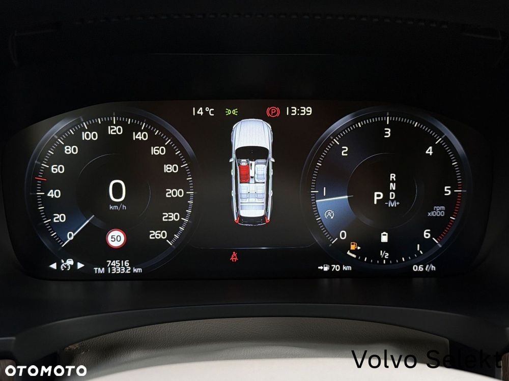 Volvo V90 Cross Country - 25