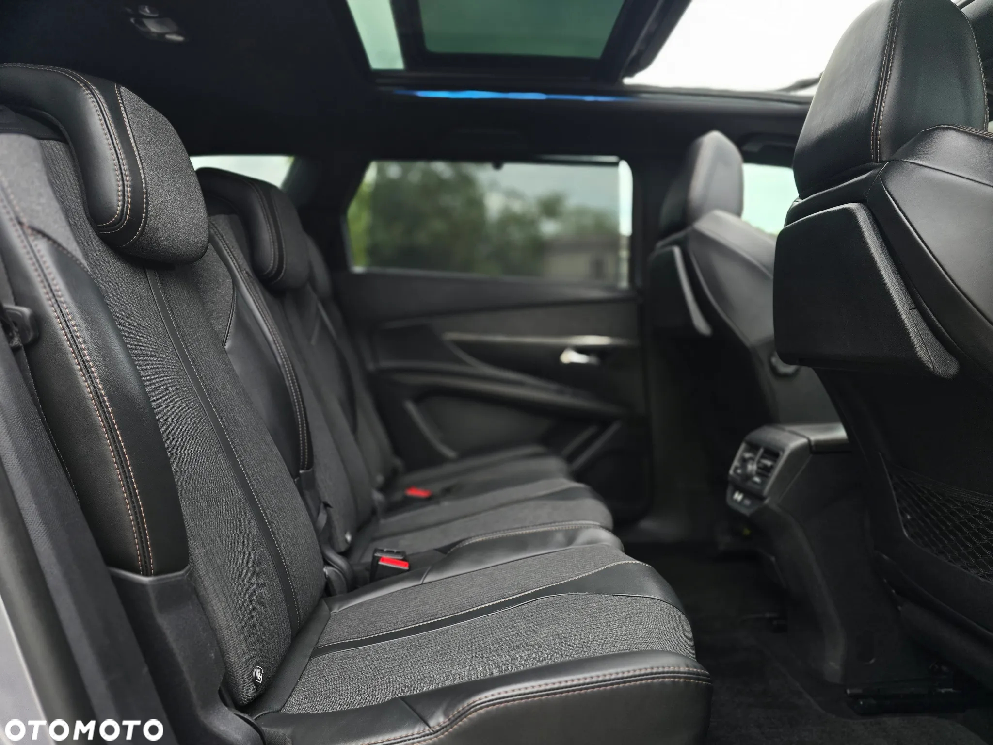 Peugeot 5008 - 19
