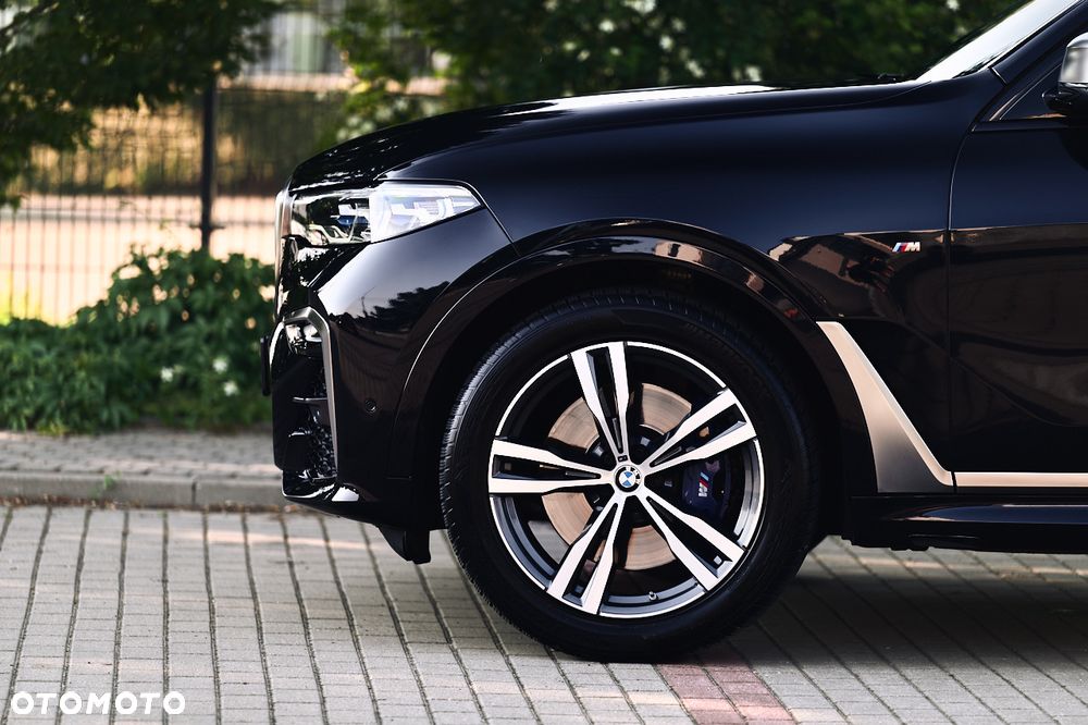 BMW X7 M50d - 23