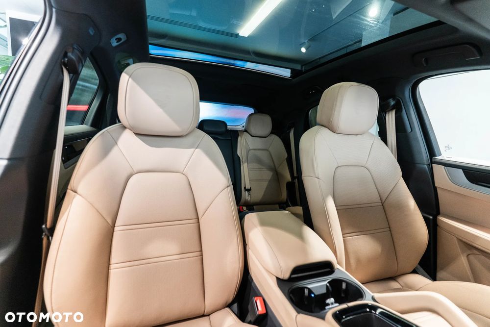 Porsche Cayenne S E-Hybrid PHEV - 32