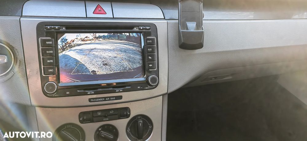 Volkswagen Passat 1.9TDI Comfortline DPF - 6