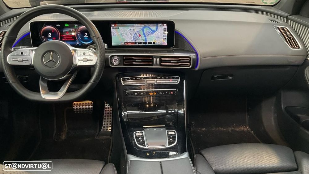 Mercedes-Benz EQC - 9