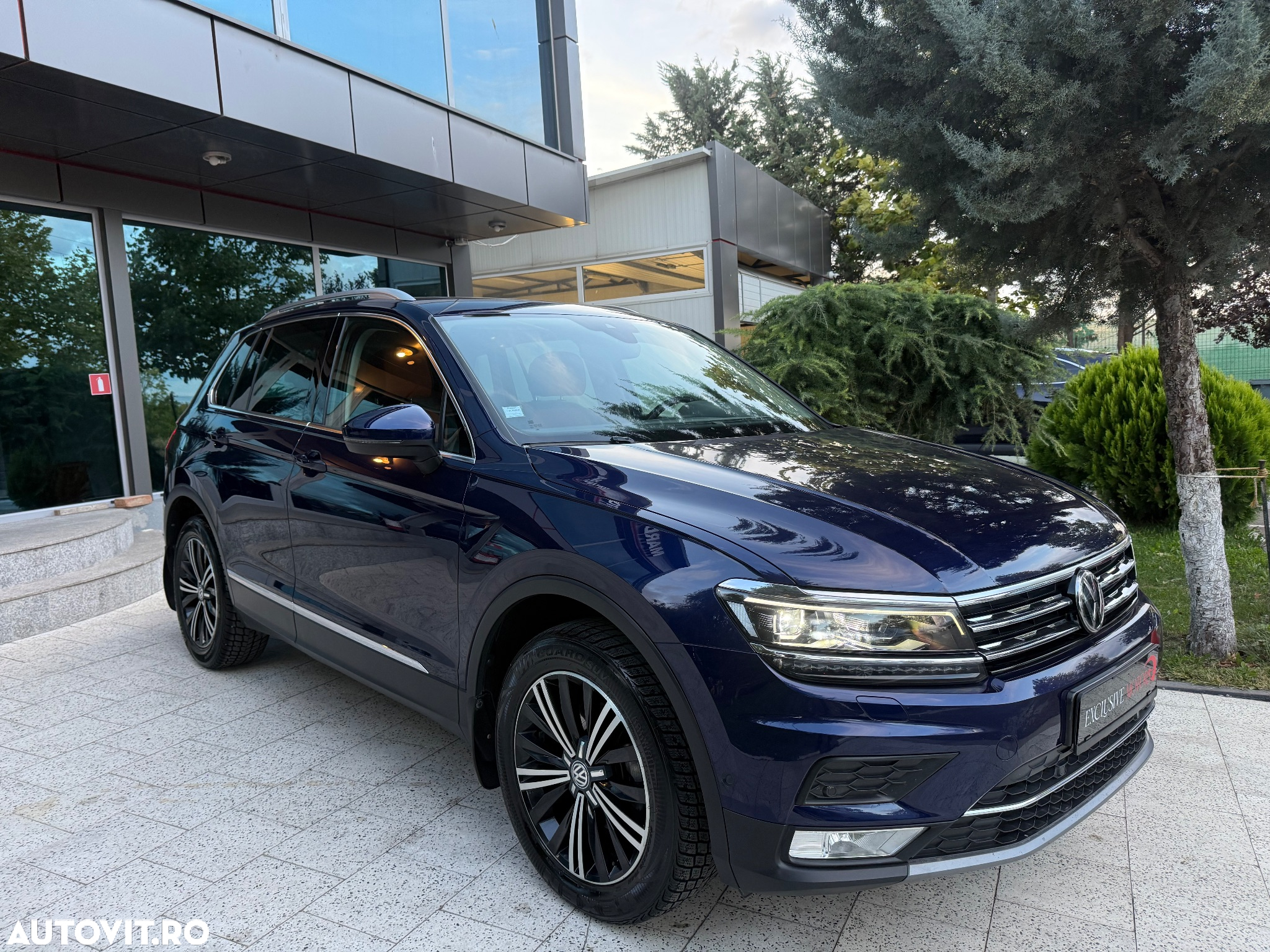 Volkswagen Tiguan 2.0 TDI 4Mot DSG Highline - 17