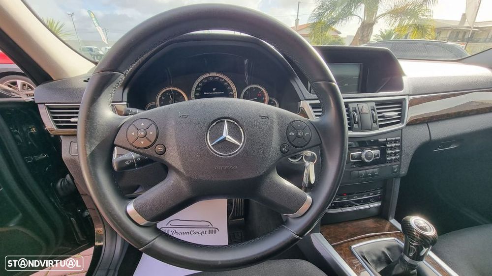 Mercedes-Benz E 220 CDi Elegance BE 136g - 25