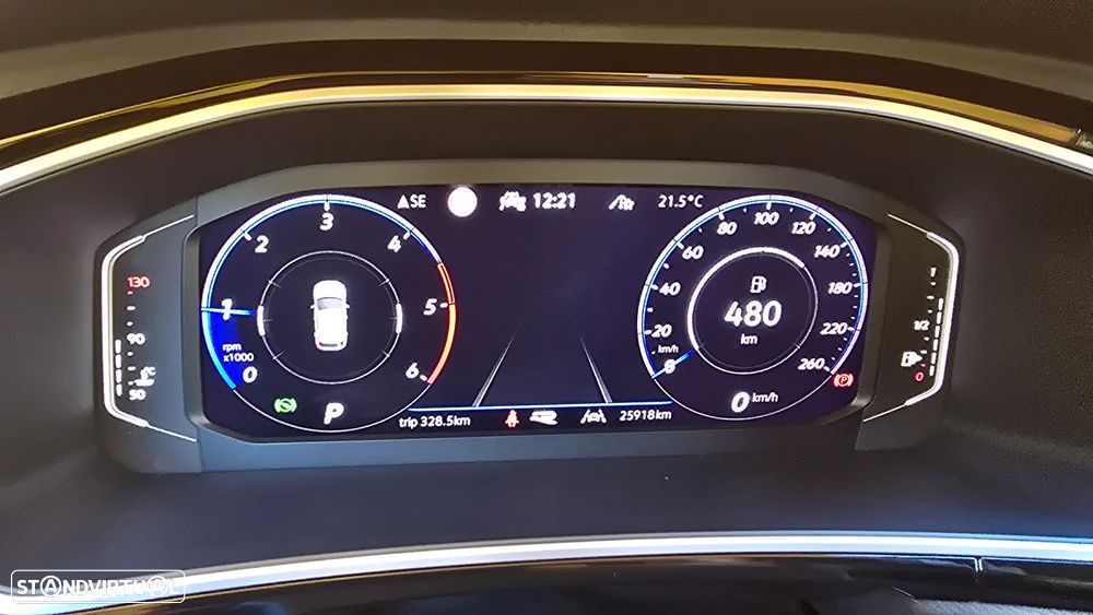 VW T-Roc 2.0 TDI R-Line DSG - 18