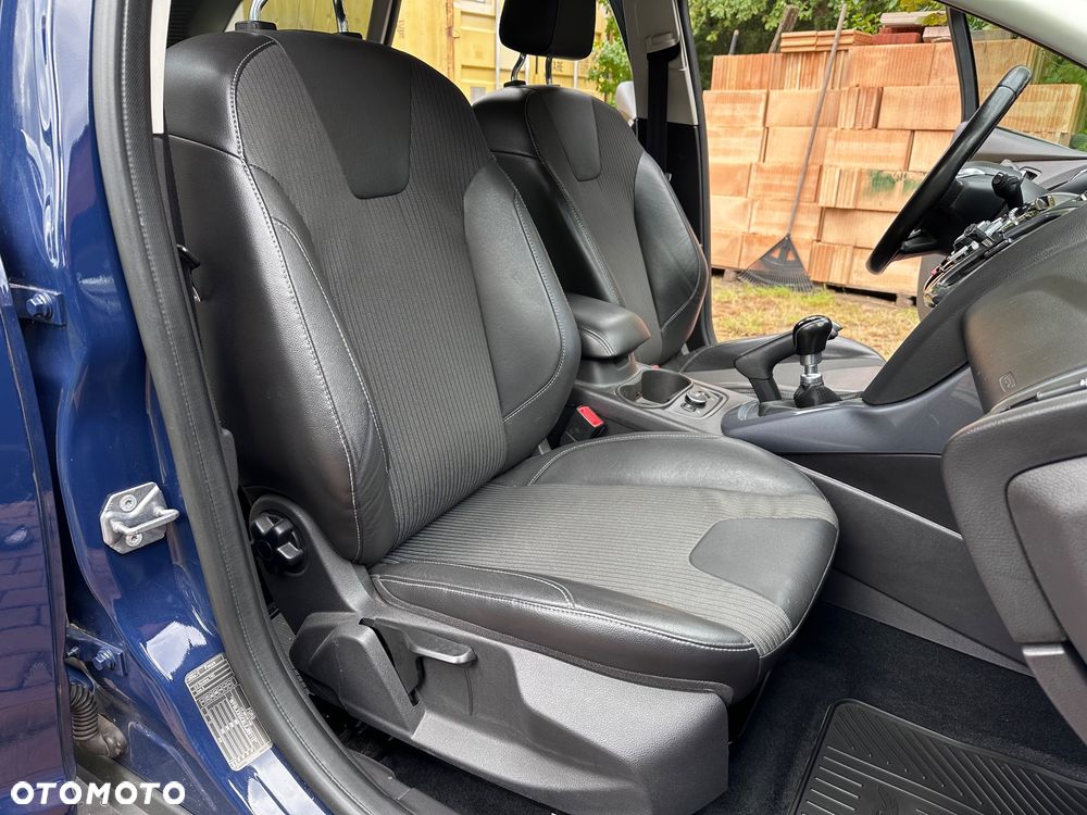 Ford Focus - 6