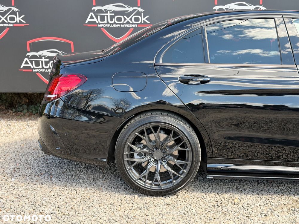 Mercedes-Benz Klasa C AMG 43 4Matic 9G-TRONIC - 10