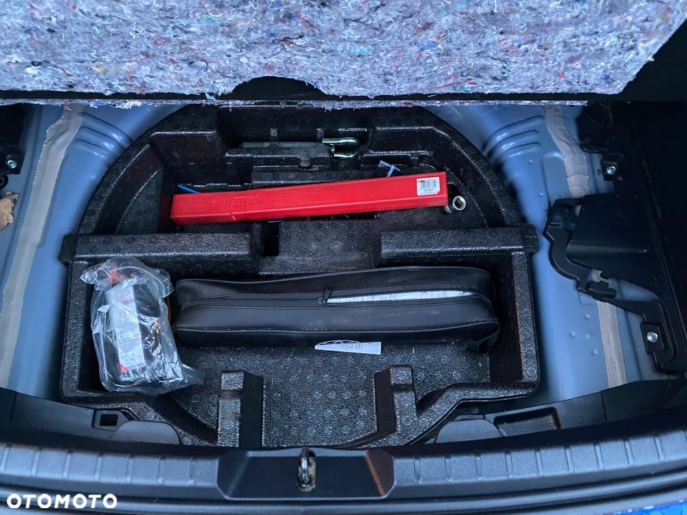 Toyota Yaris 1.5 VVT-i Team Deutschland - 24