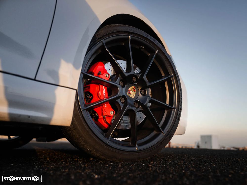 Porsche 718 Cayman GTS 4.0 - 22