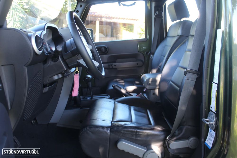 Jeep Wrangler 2.8 CRD ATX Sport - 13