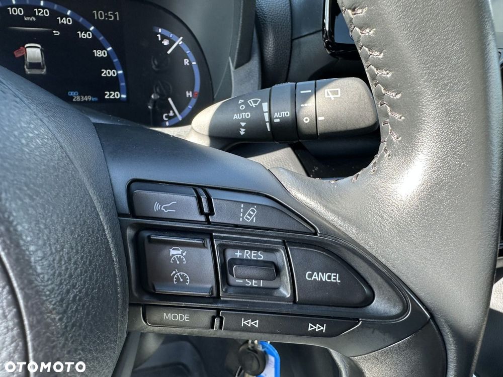 Toyota Yaris Cross Hybrid 1.5 Comfort 4x4 - 20
