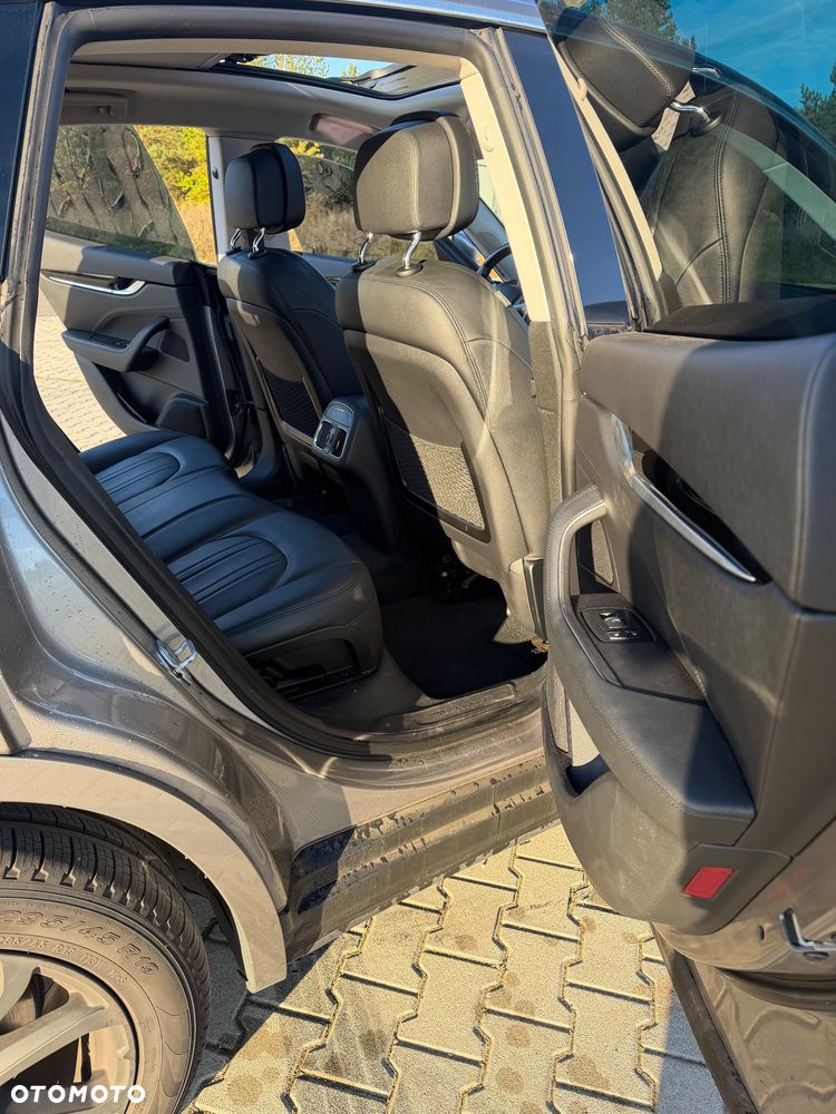 Maserati Levante - 15
