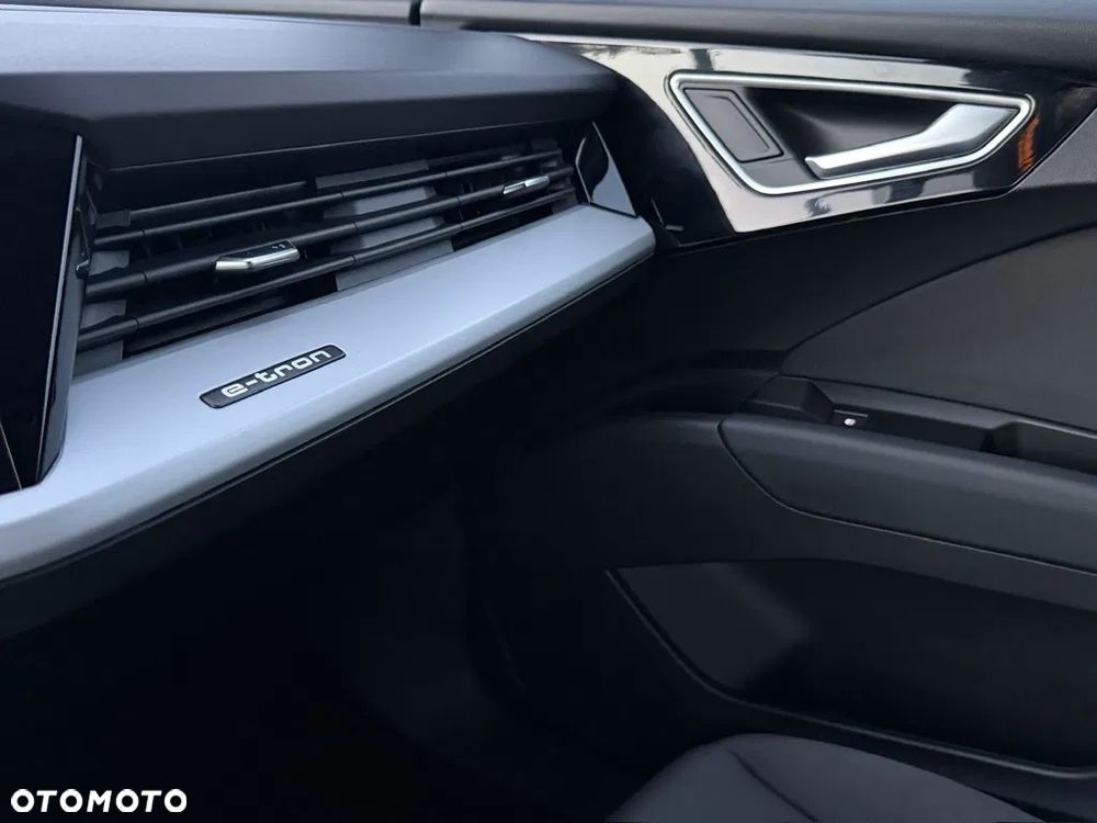 Audi Q4 e-tron - 24