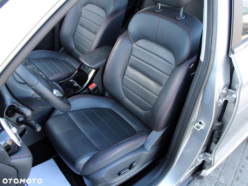 MG ZS 1.0 T-GDI Exclusive - 11