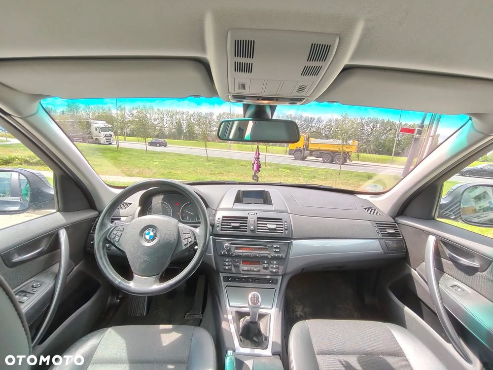 BMW X3 xDrive18d Limited Sport Edition - 6