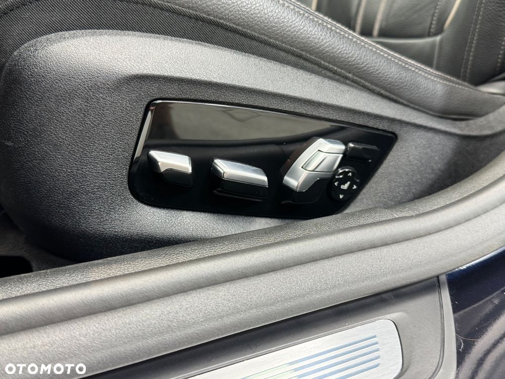 BMW Seria 5 540i xDrive M Sport sport - 29