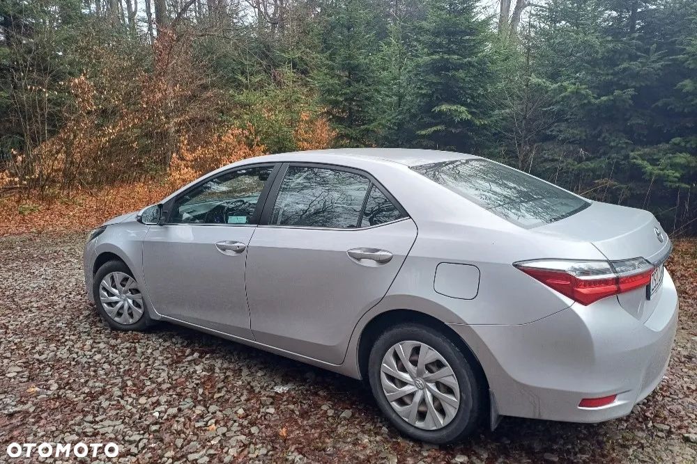 Toyota Corolla 1.4 D-4D Premium - 3